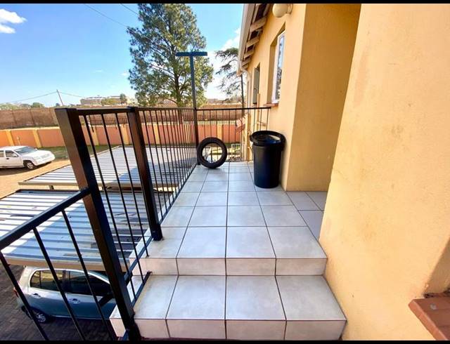 2 BEDROOM APARTMENT FOR SALE IN GROBLERPARK